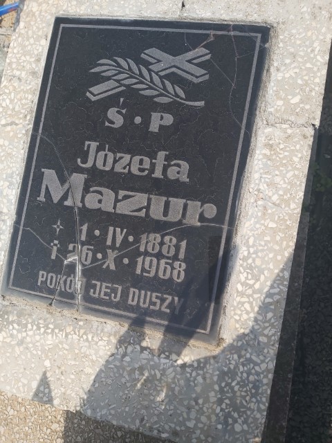 Józefa Mazur 1881 Brzeg - Grobonet - Wyszukiwarka osób pochowanych