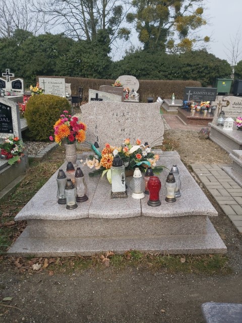 Apolonia Mordal 1919 Brzeg - Grobonet - Wyszukiwarka osób pochowanych