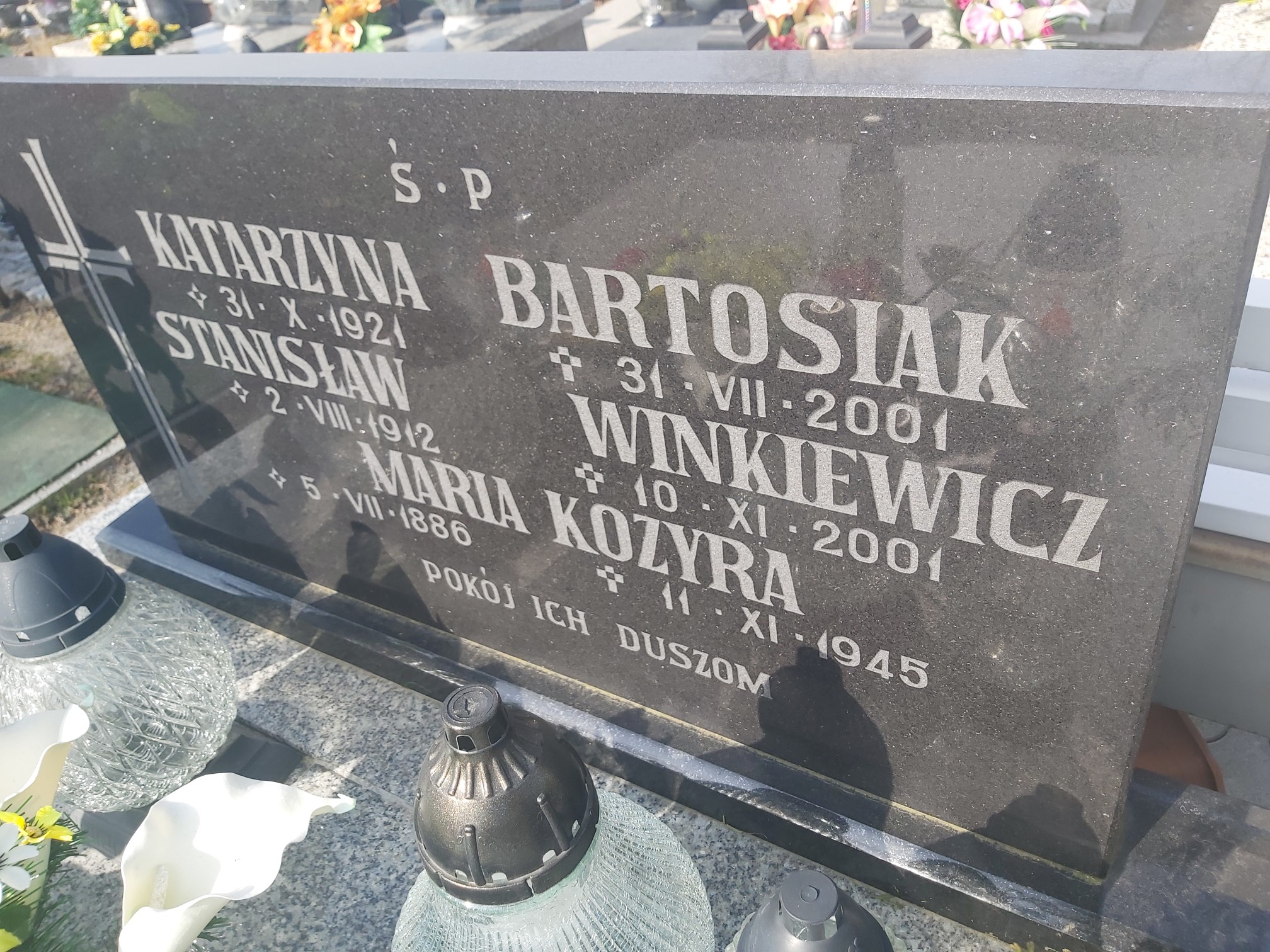 Katarzyna Bartosiak 1921 Brzeg - Grobonet - Wyszukiwarka osób pochowanych