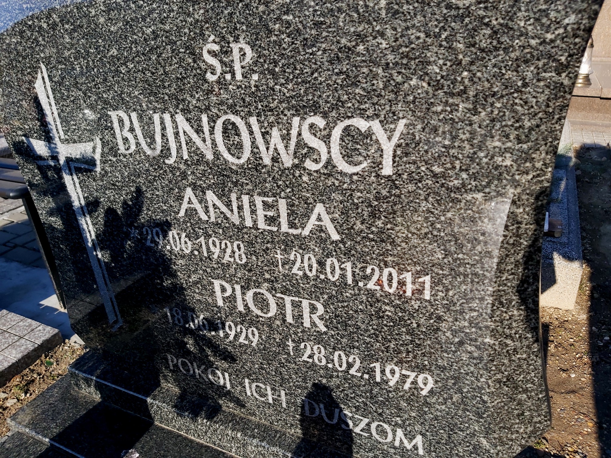 Piotr Bujnowski 1929 Brzeg - Grobonet - Wyszukiwarka osób pochowanych