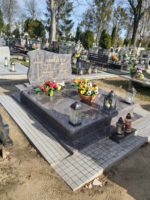 Antonina Nowicka 1899 Brzeg - Grobonet - Wyszukiwarka osób pochowanych