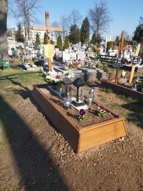 Piotr Kurtyka Brzeg - Grobonet - Wyszukiwarka osób pochowanych