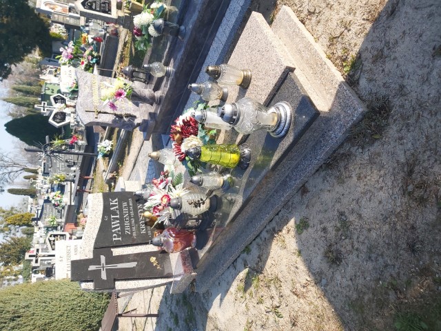 Krystyna Pawlak 1949 Brzeg - Grobonet - Wyszukiwarka osób pochowanych