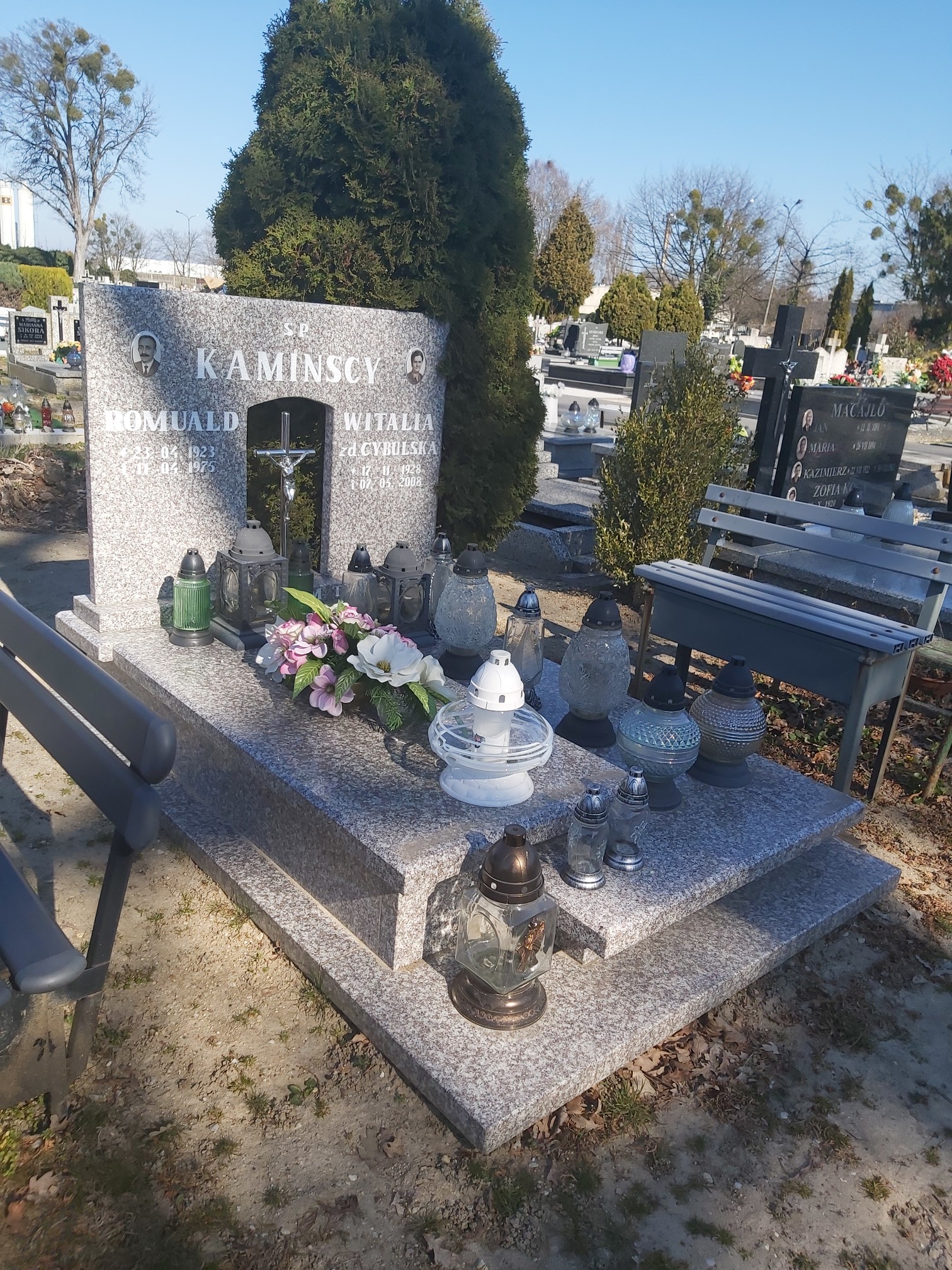 Romuald Kamiński 1923 Brzeg - Grobonet - Wyszukiwarka osób pochowanych