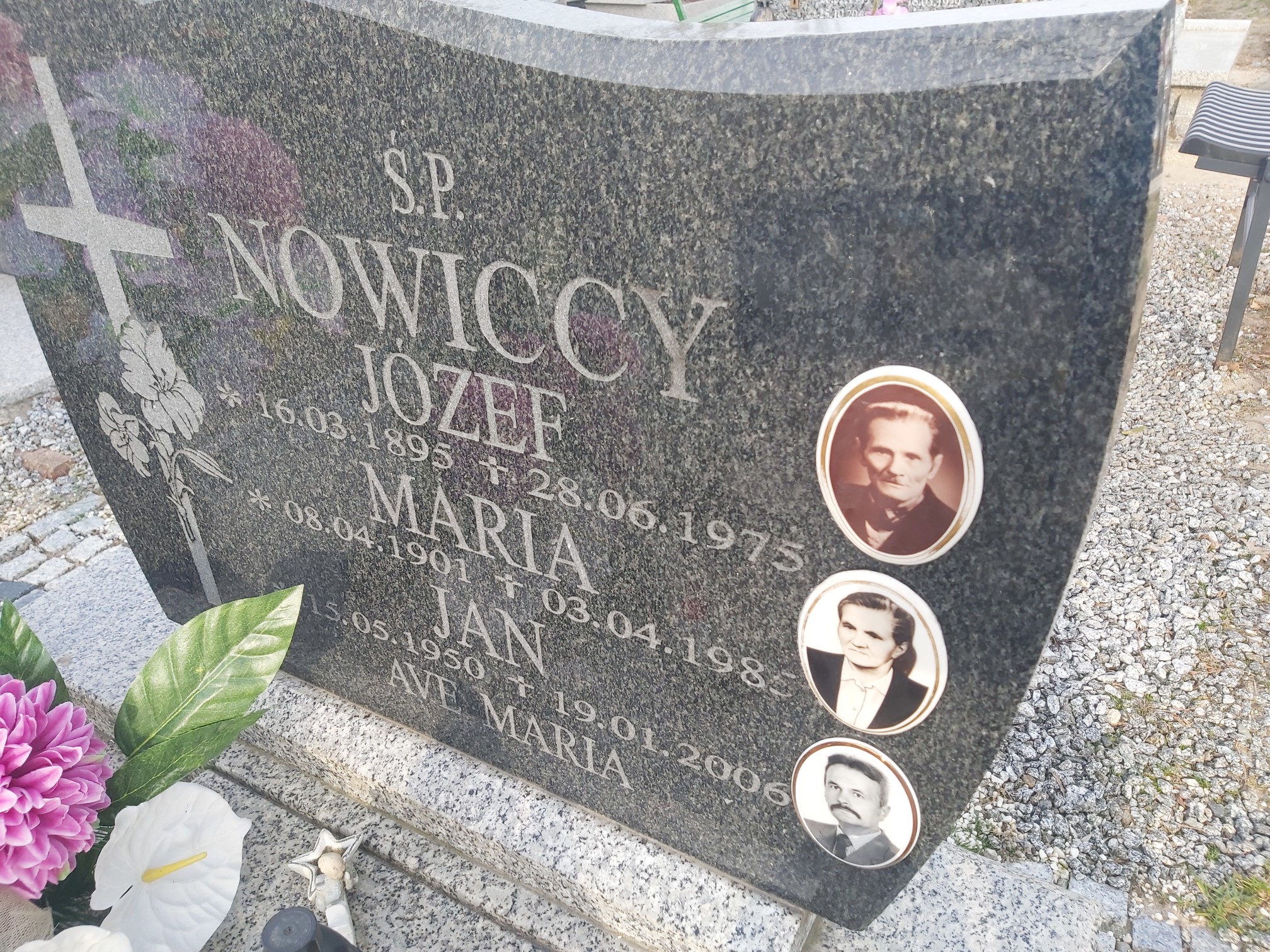 Grób Maria Nowicka