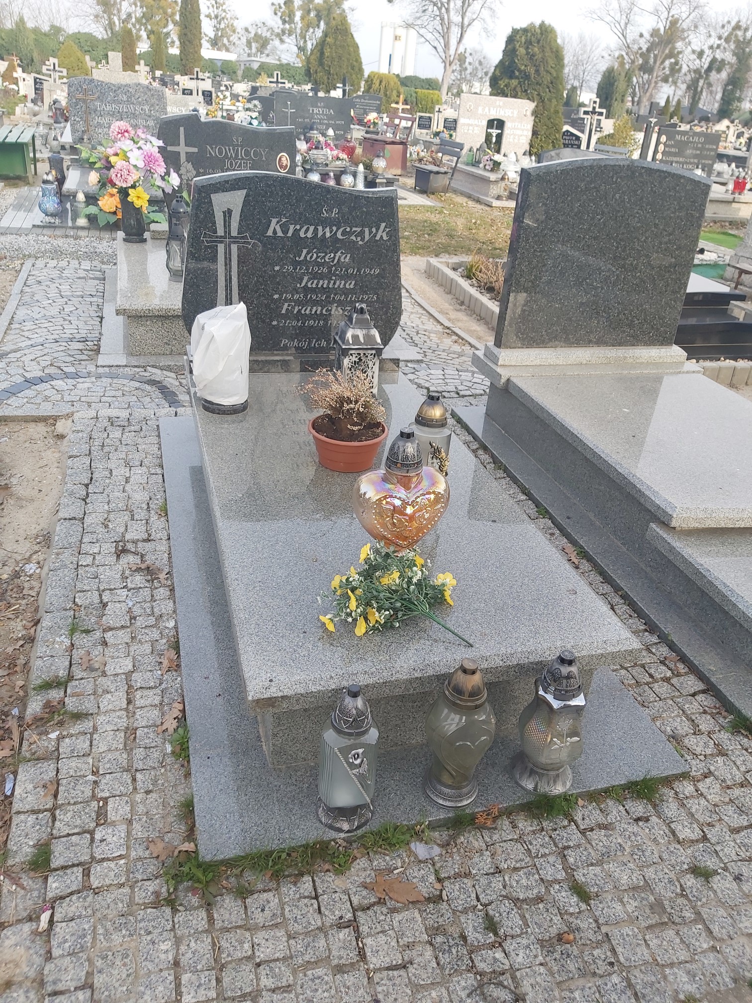 Józefa Krawczyk 1926 Brzeg - Grobonet - Wyszukiwarka osób pochowanych