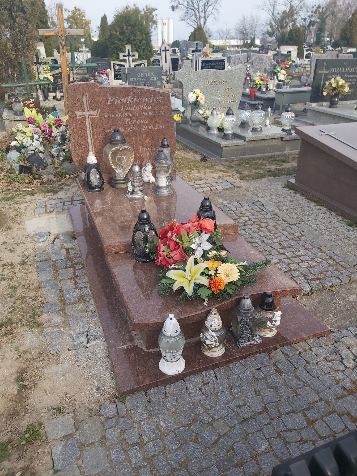 Czesław Pietkiewicz 1931 Brzeg - Grobonet - Wyszukiwarka osób pochowanych