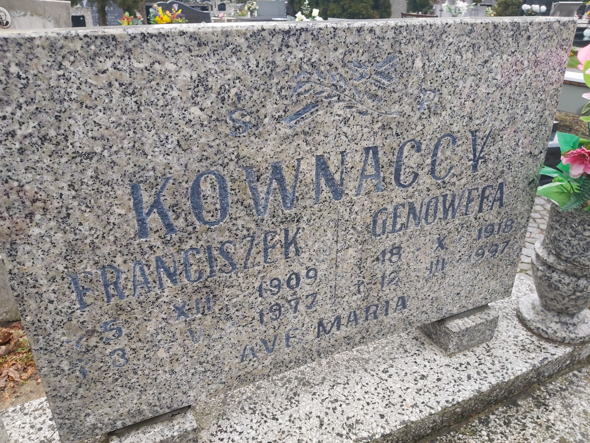 Franciszek Kownacki 1909 Brzeg - Grobonet - Wyszukiwarka osób pochowanych