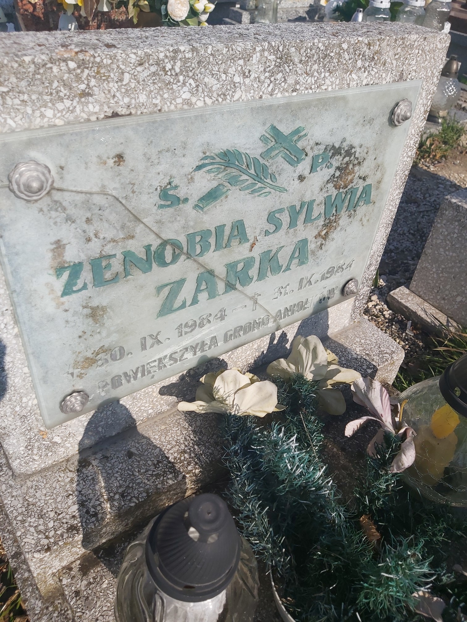 Zenobia Sylwia Zarka 1984 Brzeg - Grobonet - Wyszukiwarka osób pochowanych