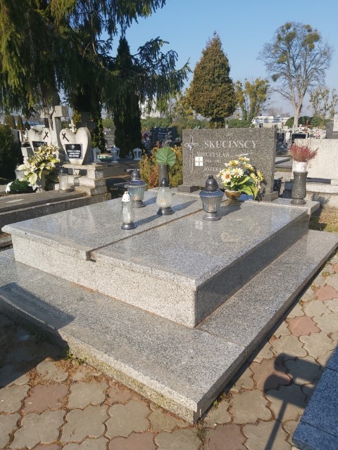 Józefa Skucińska 1908 Brzeg - Grobonet - Wyszukiwarka osób pochowanych