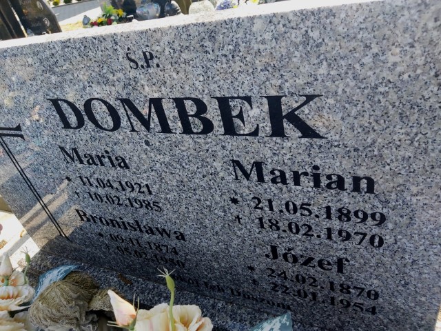 Maria Dombek 1921 Brzeg - Grobonet - Wyszukiwarka osób pochowanych
