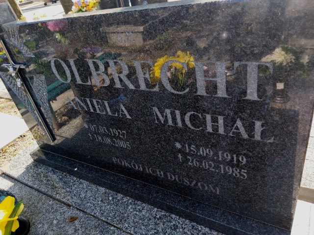 Aniela Olbrecht 1927 Brzeg - Grobonet - Wyszukiwarka osób pochowanych