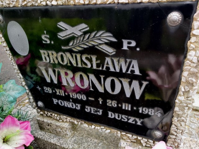 Bronisława Woronow 1900 Brzeg - Grobonet - Wyszukiwarka osób pochowanych