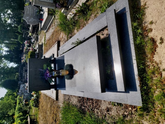 Emil Ilnicki 1913 Brzeg - Grobonet - Wyszukiwarka osób pochowanych