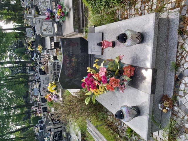 Anna Wądołowska 1916 Brzeg - Grobonet - Wyszukiwarka osób pochowanych