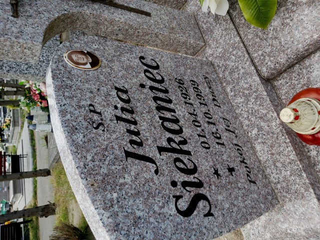 Julia Siekaniec 1926 Brzeg - Grobonet - Wyszukiwarka osób pochowanych