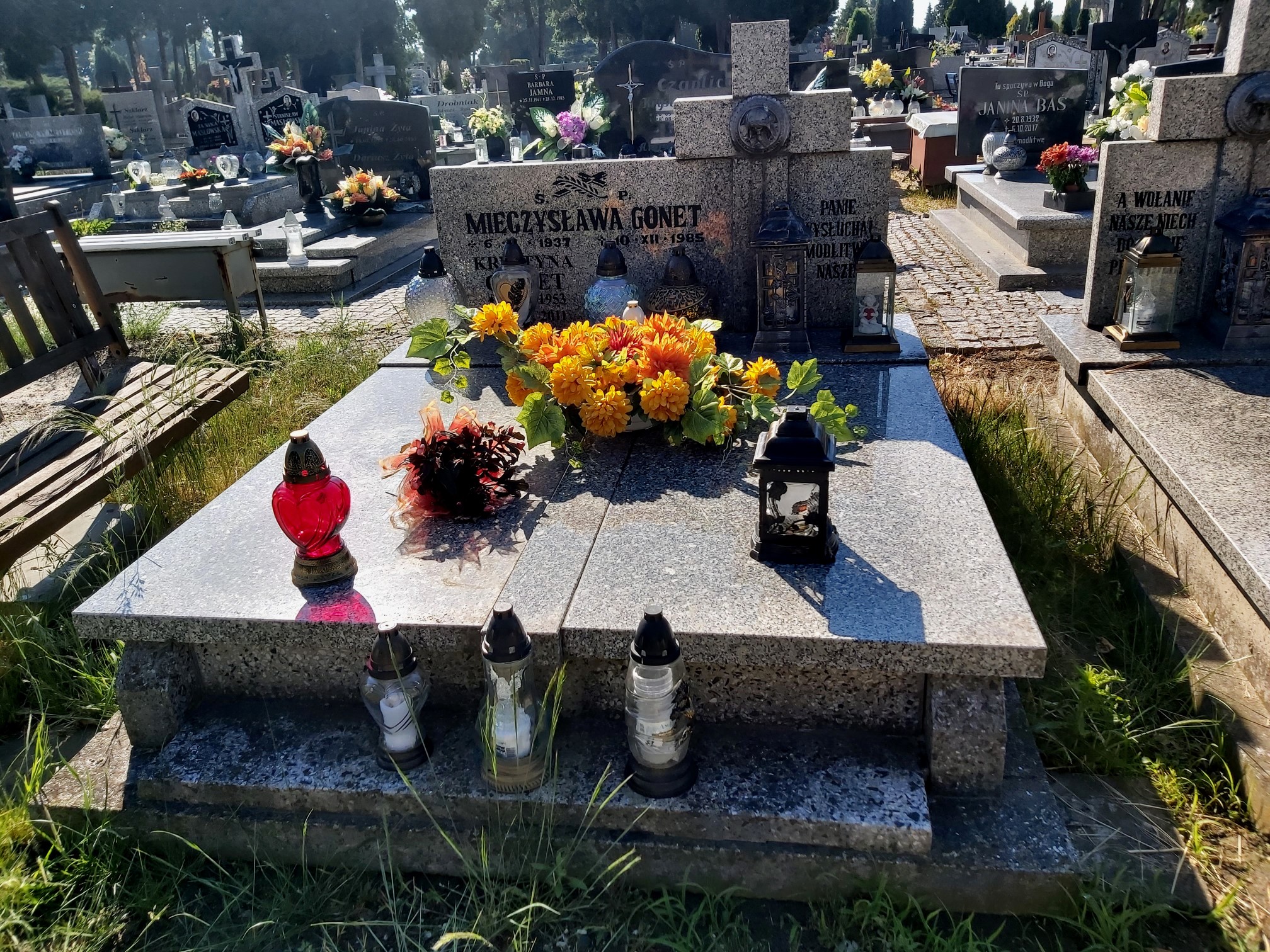 Krystyna Gonet 1953 Brzeg - Grobonet - Wyszukiwarka osób pochowanych