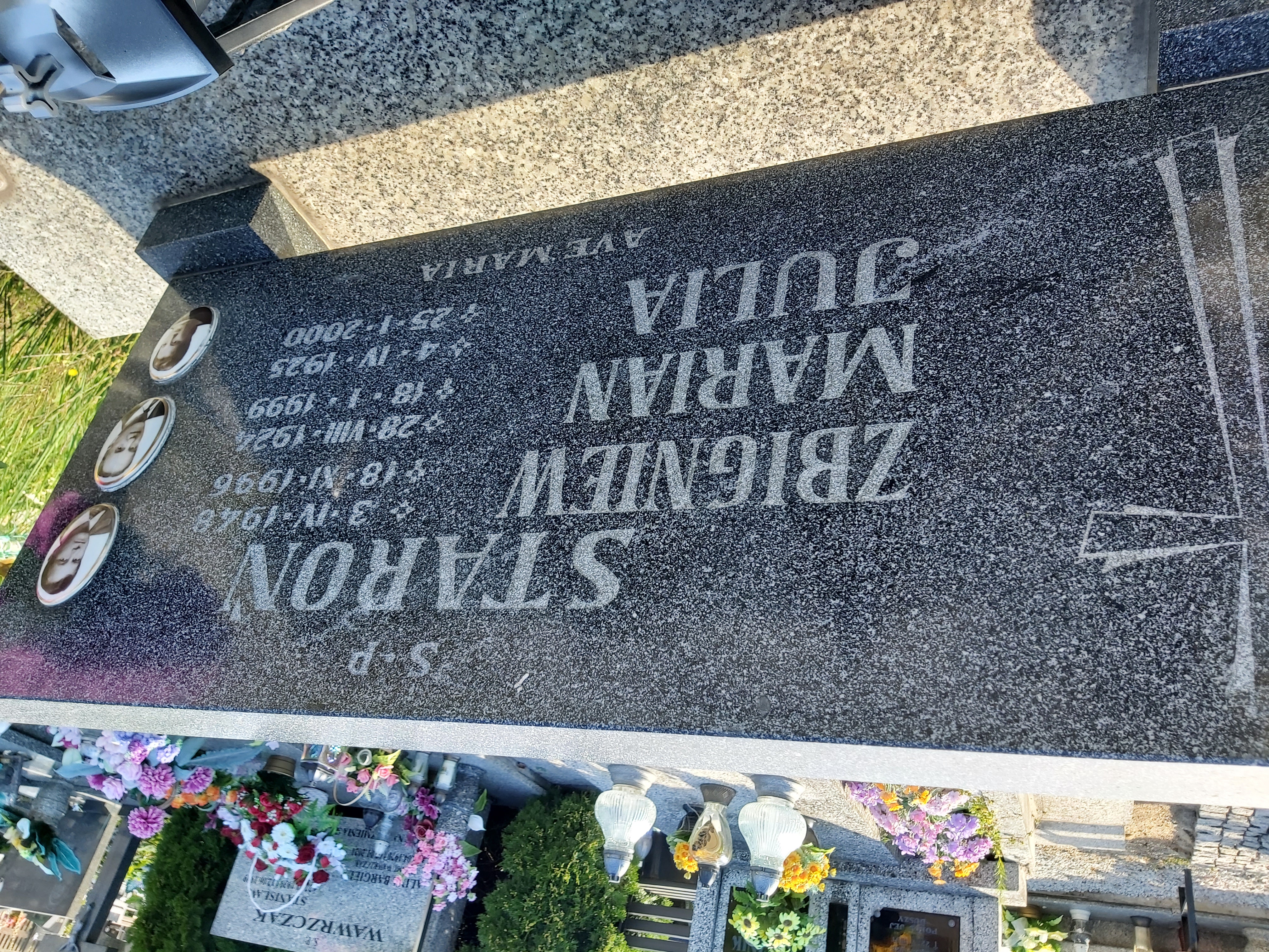 Grób Zbigniew Staroń