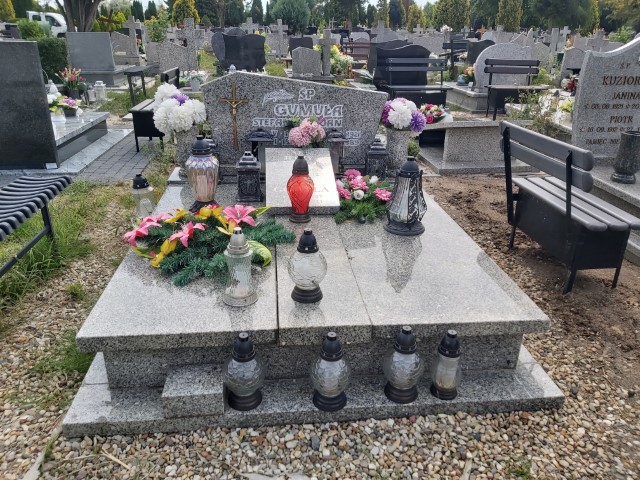 Jerzy Gumuła 1957 Brzeg - Grobonet - Wyszukiwarka osób pochowanych