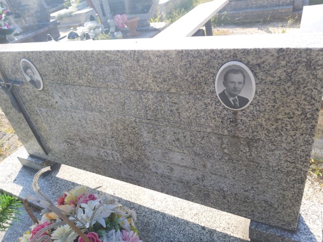 Grób Danuta Wawrzyniak