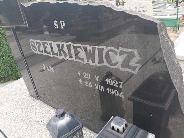 Grób Józef Szelkiewicz