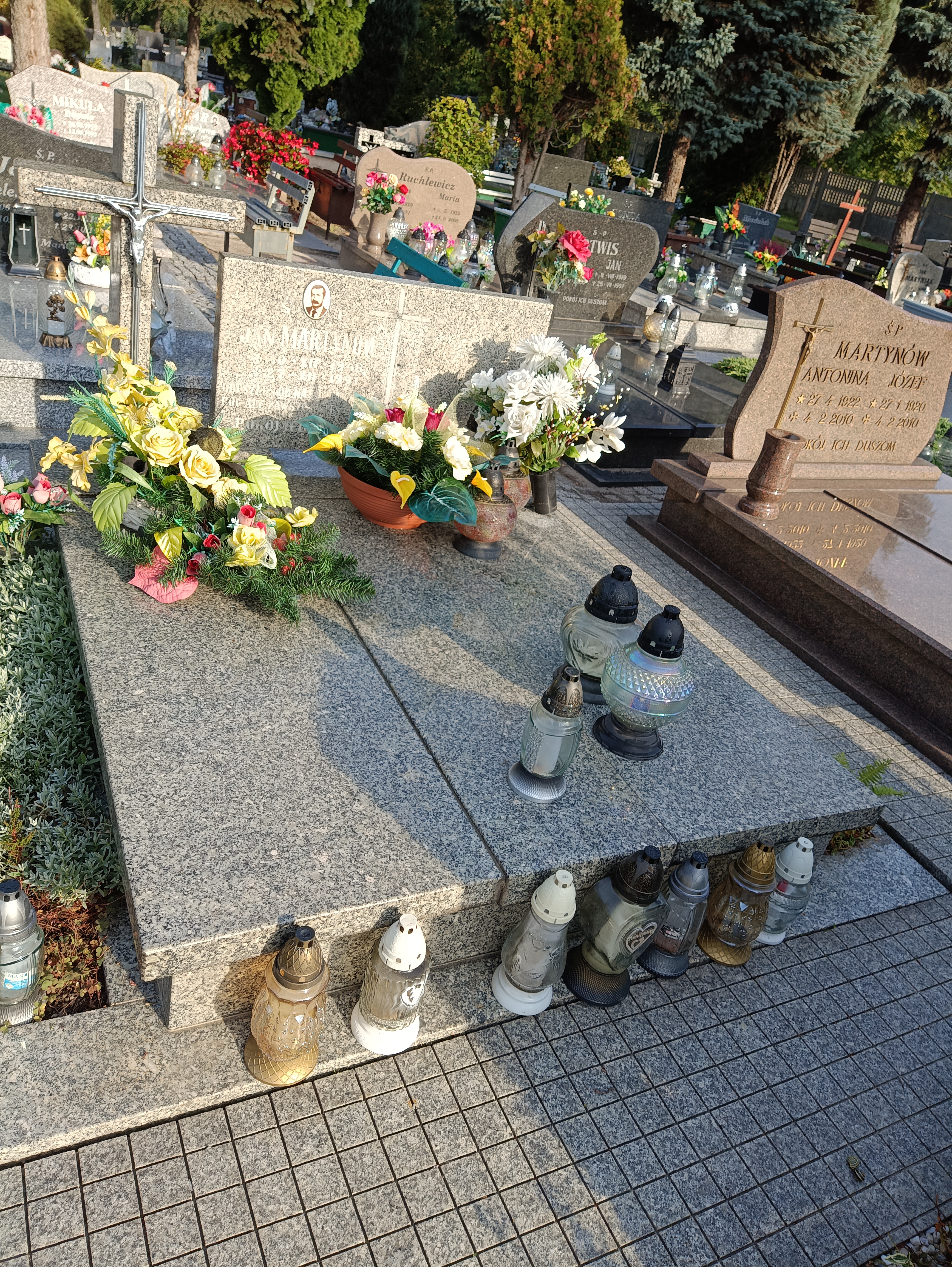 Grób Jan Martynów