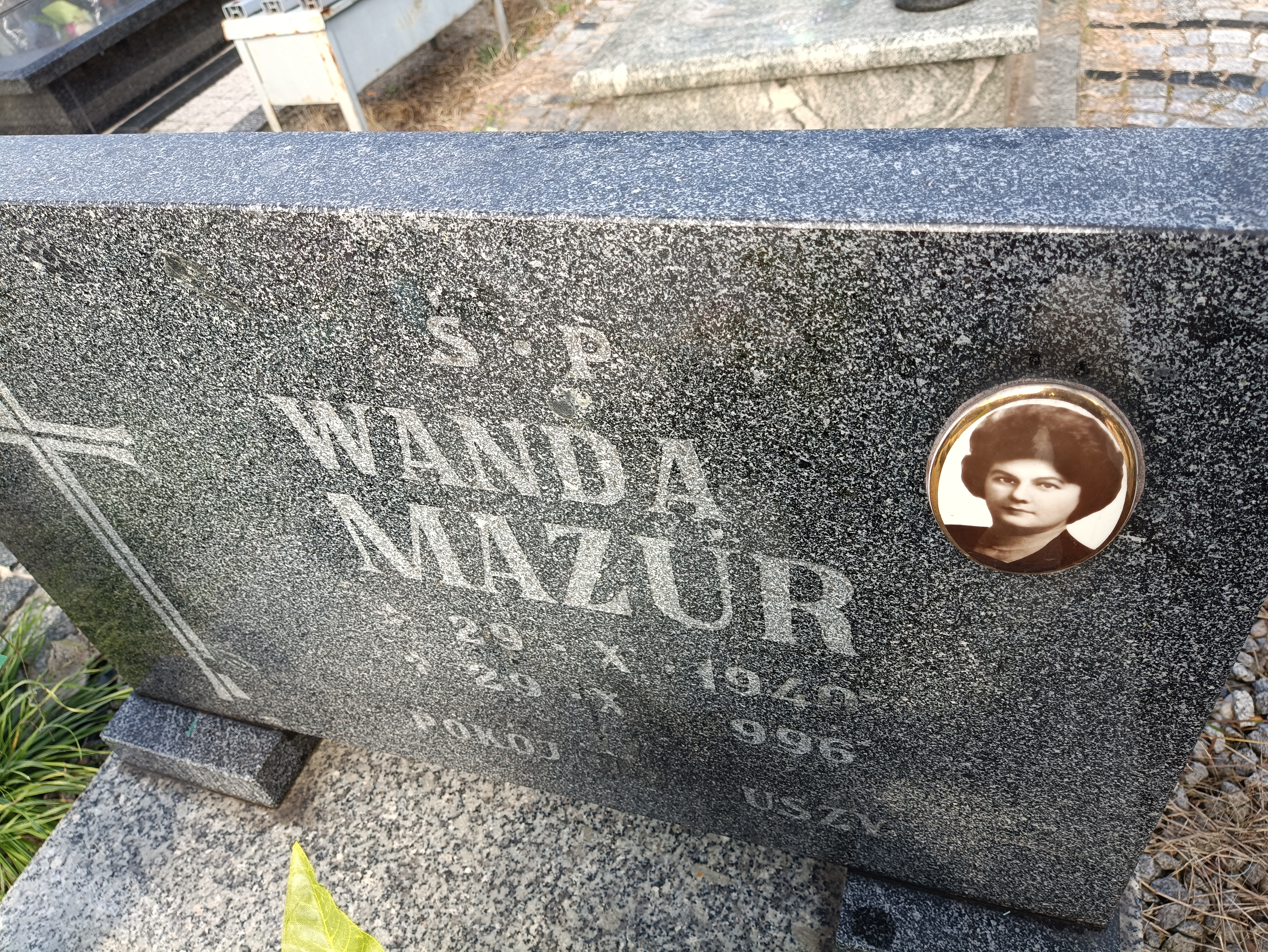 Wanda Mazur 1940 Brzeg - Grobonet - Wyszukiwarka osób pochowanych
