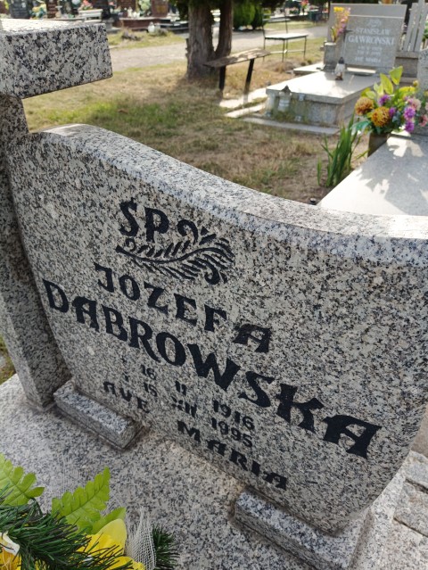 Józefa Dąbrowska 1916 Brzeg - Grobonet - Wyszukiwarka osób pochowanych