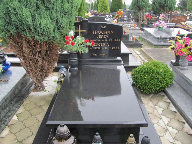 Grób Eugenia Truchan