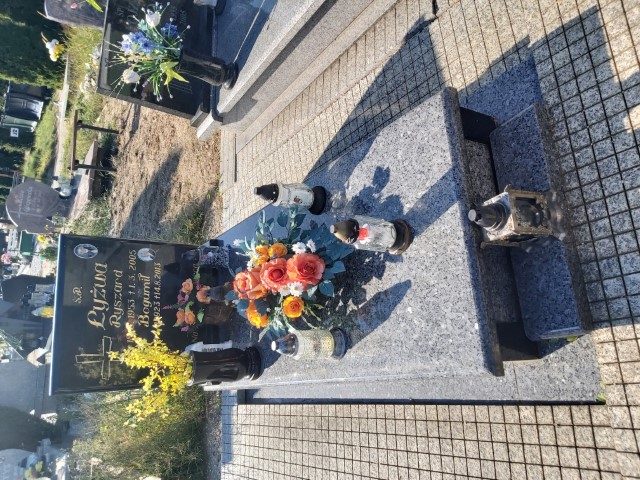 Grób Ryszard Łyżwa