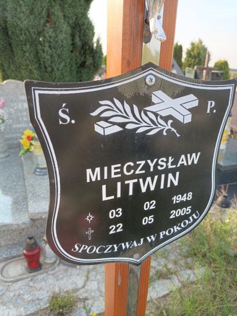 Mieczysław Litwin 1948 Brzeg - Grobonet - Wyszukiwarka osób pochowanych