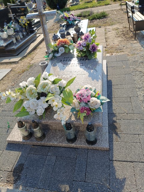 Agnieszka Ihmann 1930 Brzeg - Grobonet - Wyszukiwarka osób pochowanych