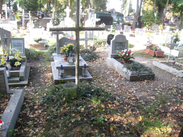  NN Brzeg - Grobonet - Wyszukiwarka osób pochowanych